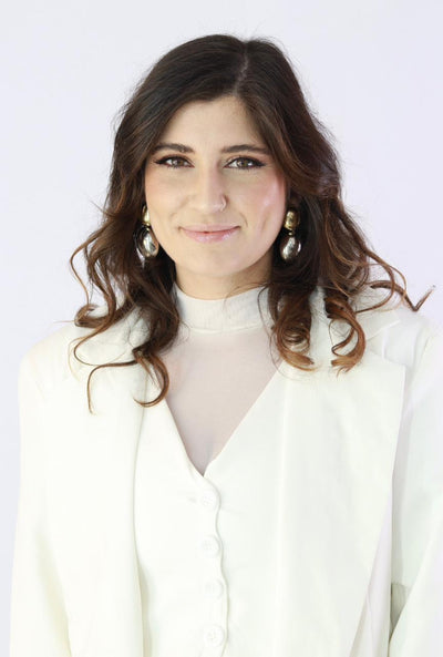 Dra. Maria Júlia Souza Pereira